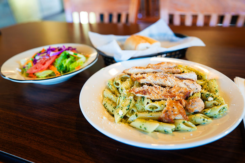Dani's Pasta Dinner Entree with Salad and Bread